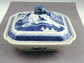 Early 19th C.  Chinese Export Porcelain Blue And White Covered Serving Dish