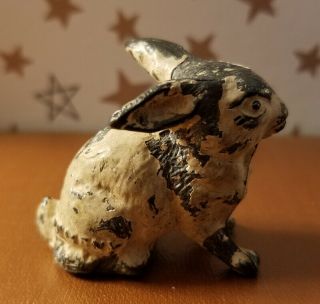 Antique German Small Toy Lead Figure Of A Rabbit - Old Paint