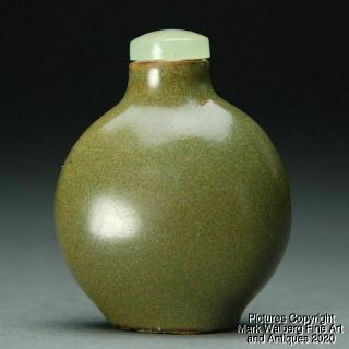Chinese Tea Dust Glazed Pottery / Porcelain Snuff Bottle,  Olive Green Color