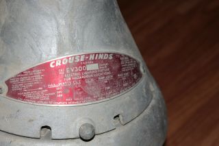 Vintage Crouse Hinds Co.  Industrial Explosion Proof Light Fixture EV300 3