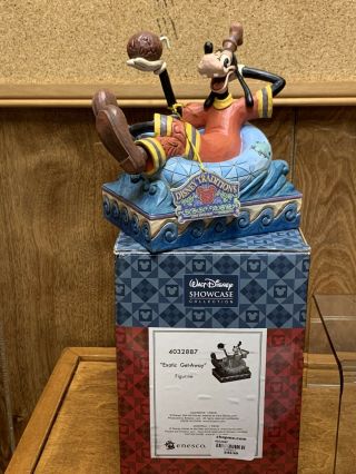 Rare Disney Showcase Exotic Get A Way Goofy In Tube Figurine Jim Shore Enesco
