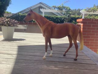 Breyer Traditional Let’s Go Racing Chestnut Horse On The Touch Of Class Mold