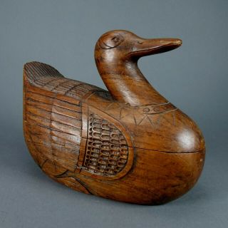 Vintage Antique Humidor Hand Carved Folk Art Wood Duck Decoy Trinket Box