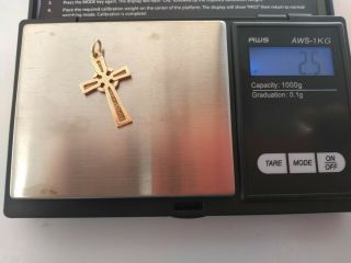 Vintage 14K Gold christian Cross Pendant 2.  5 grams 2