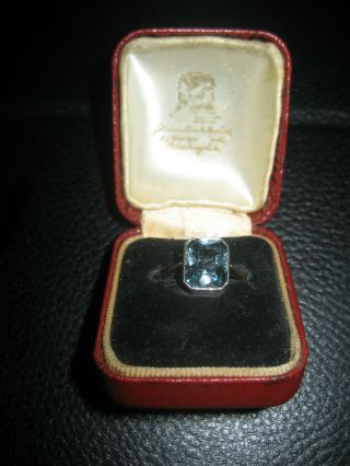 Vintage 9ct Yellow Gold,  Emerald Cut Blue Topaz Ring.  Size: N 1/2.