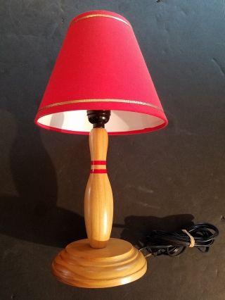 Vintage Mid - Century All - Wood Bowling Pin Lamp Top Shade 15 " Tall