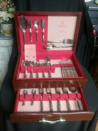 Vintage Oneida Ltd.  1881 Rogers Lilac Time 72 Piece Silverware Set Service For 8