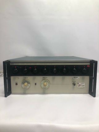 Vintage Fluke 6160b / 3475004 Frequency Synthesizer - Powers On