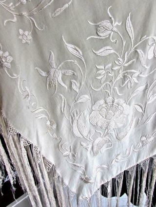 Antique Edwardian Chic Canton Hand Embroidered Silk Piano Shawl 90 " Sq Fringes