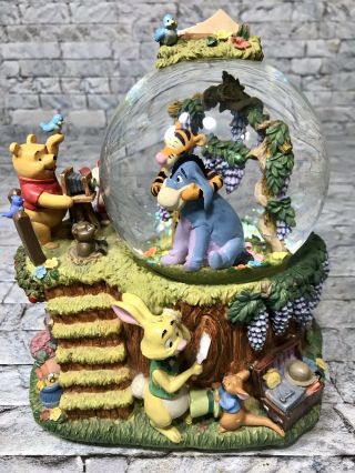 Vintage Disney Winnie The Pooh Musical Snow Globe Plays Winnie The Pooh 1963