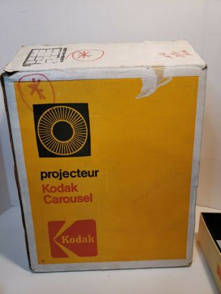 Vintage Kodak Carousel 760H Projector w/ Case - Holds 140 35mm Slides 2