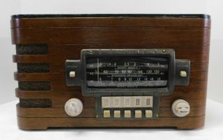 Vintage 1940 Zenith 6 S 439 Tabletop Radio Wooden Case/bakelite Knobs