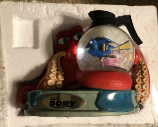 Pixar Disney Store Nemo Finding Dory Hank Octopus Snow Globe 2016