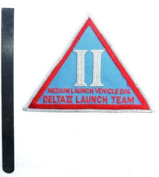 Vintage Embroidered Patch Nasa - Delta Ii Launch Team - Medium Launch Vehicle