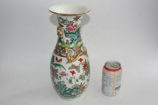 19th Century Antique Chinese Porcelain Hand Painted Famille Rose Vase