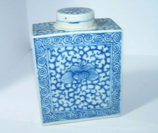 Early Chinese Blue & White Porcelain Tea Caddy With Lid