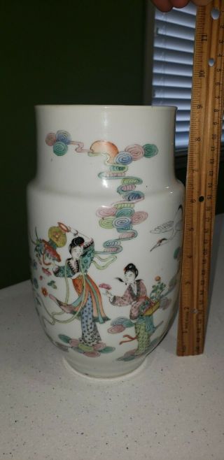 Antique Chinese Famille Rose Porcelain Vase.  19th Century