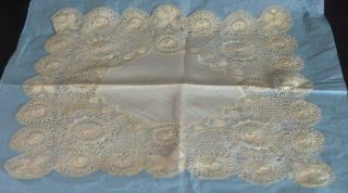 Exquisite Vintage Handmade Silk Tenerife Lace Large Wedding Hanky Tt968