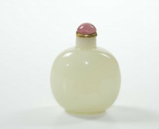 A Very Fine Chinese Jade - Imitation Peking Glass Snuff Bottle