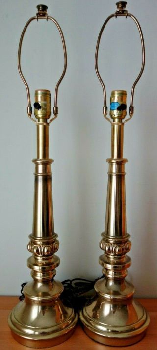 Pair 2 Vintage Stiffel Brass Finish Table Lamps Round Base Classic Design 6131