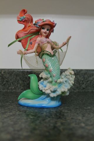 Disney Showcase Ariel Couture De Force Princess Mermaid Enesco Hand Painted