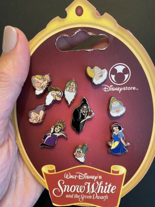 Disney Store Snow White & Seven 7 Dwarfs Mini Pin Set Old Hag Evil Queen Dopey