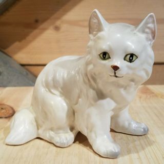 Vtg Porcelain White Persian Cat Figurine Yellow Eyes Made In Japan - Swanky Barn