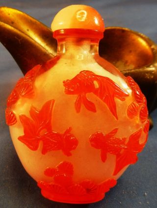 Antique Chinese Peking Glass With Red Overlay Snuff Bottle - Snowflake Glass
