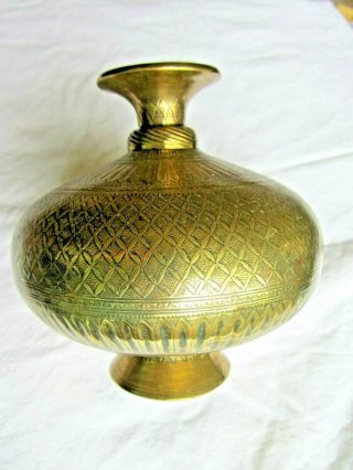 Indian Antique Hindu Holy Water Pot.  18th/19th C.  Fine Engraving