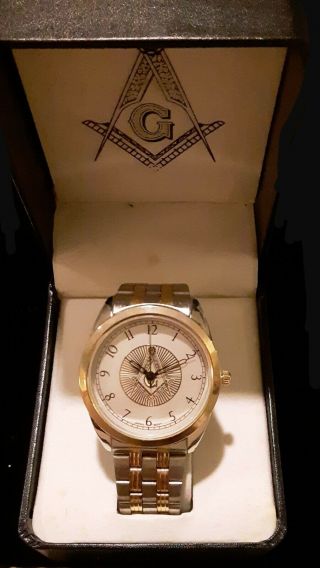 Ew Masonic Mason Watch Wristwatch Gold & Silver Tone Square & Compass