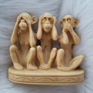 3 Wise Monkeys See No Evil Hear No Evil Speak No Evil Resin Sculpture Statue