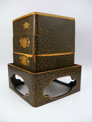 Japanese Black Gold Lacquer Bento Box 3