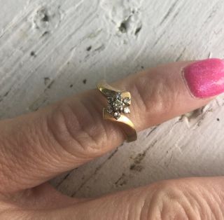 Vintage 14k Yellow Gold & Diamond Flower Ring 3.  4 Grams Sz 3 Wear Or Scrap