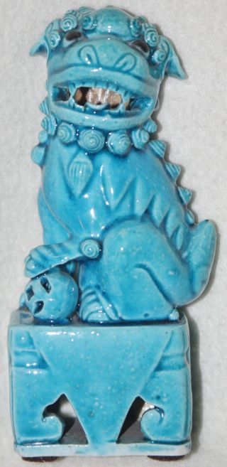 Chinese Late Qing (1900 - 1915) Turquoise Blue Glaze Porcelain Foo Dog Figure 2