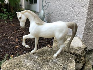 Vintage Breyer Horse 425 Marguerite Henry’s Lady Roxanna Alabaster Arabian Mare