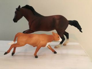 Breyer 6002 Roping Horse With Calf,  Wahoo King Mold (2000)