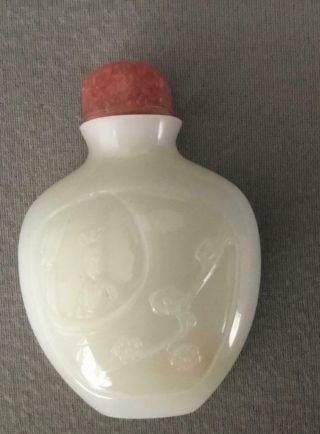 Fine Antique Chinese Carved White Peking Glass Snuff Bottle Scenic Lady Nr
