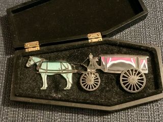 Disney Pin - Haunted Mansion - " A Deadly Delivery " Jumbo Hearse & Horse - Le 500