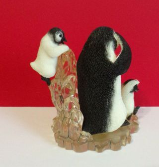Hamilton PEEK - A - BOO Polar Playmates Artic Escapades Penguin Figurine 2