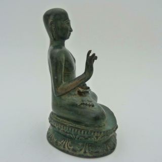 ANTIQUE CHINESE BRONZE FIGURE OF A SEATED MONK HOLDING THE PEARL OF WISDOM 3