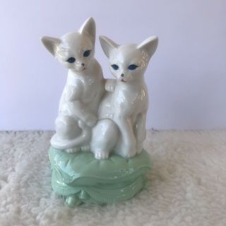 Vintage Toyo Japan Ceramic White Cat Statue Mid Century