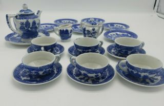 Vintage Little Hostess Childs Blue Willow China Tea Set 24 piece 2