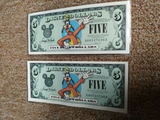 Disney Dollars 2003 A Series Uncirculated Goofy Five 5 Dollar Bills 2x