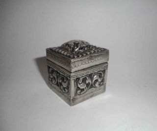 Antique South East Asia Burma Top High Aged Silver Cube Box With Elephant Figure