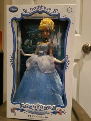 Disney Store Limited Edition Cinderella 17” Collector Doll Le 5000 -