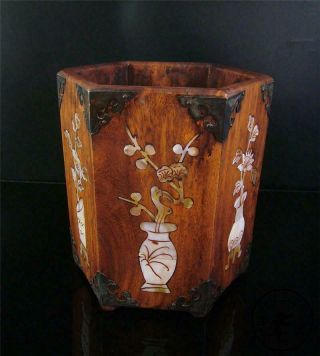Antique Old Chinese Rosewood Carved Brush Pot Statue Sea Shell Decorated