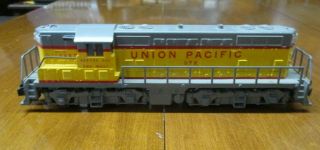 American Flyer 372 Vintage S Union Pacific Gp - 7 Powered Diesel Locomotive