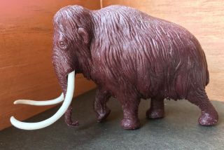 Vintage 1975 Invicta / British Museum Of Natural History Woolly Mammoth Figure
