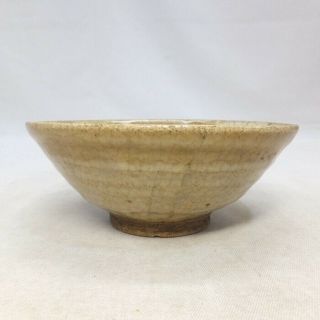 B582: Japanese Tea Bowl Of Old Karatsu Pottery With Good Taste And Atmosphere