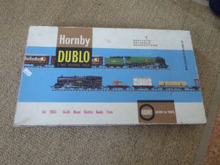 Vintage Boxed Hornby Dublo 2 Rail Electric Train Set 2033 Diesel Electric Goods